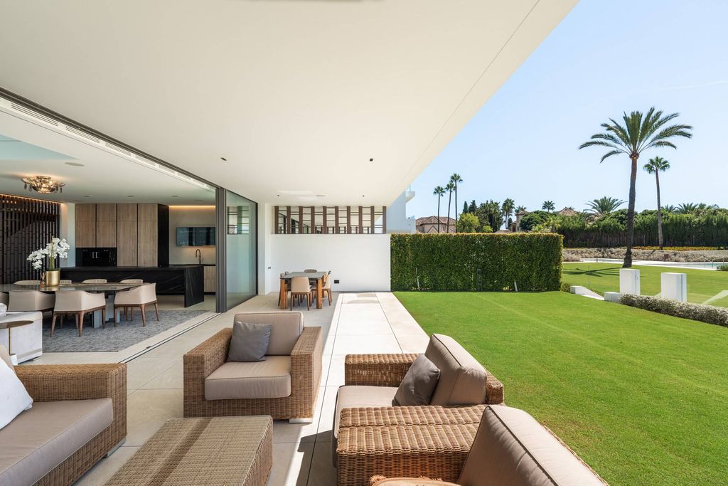 Luxury House for sale in Nueva Andalucia, 4 800 000 €, Photo 3