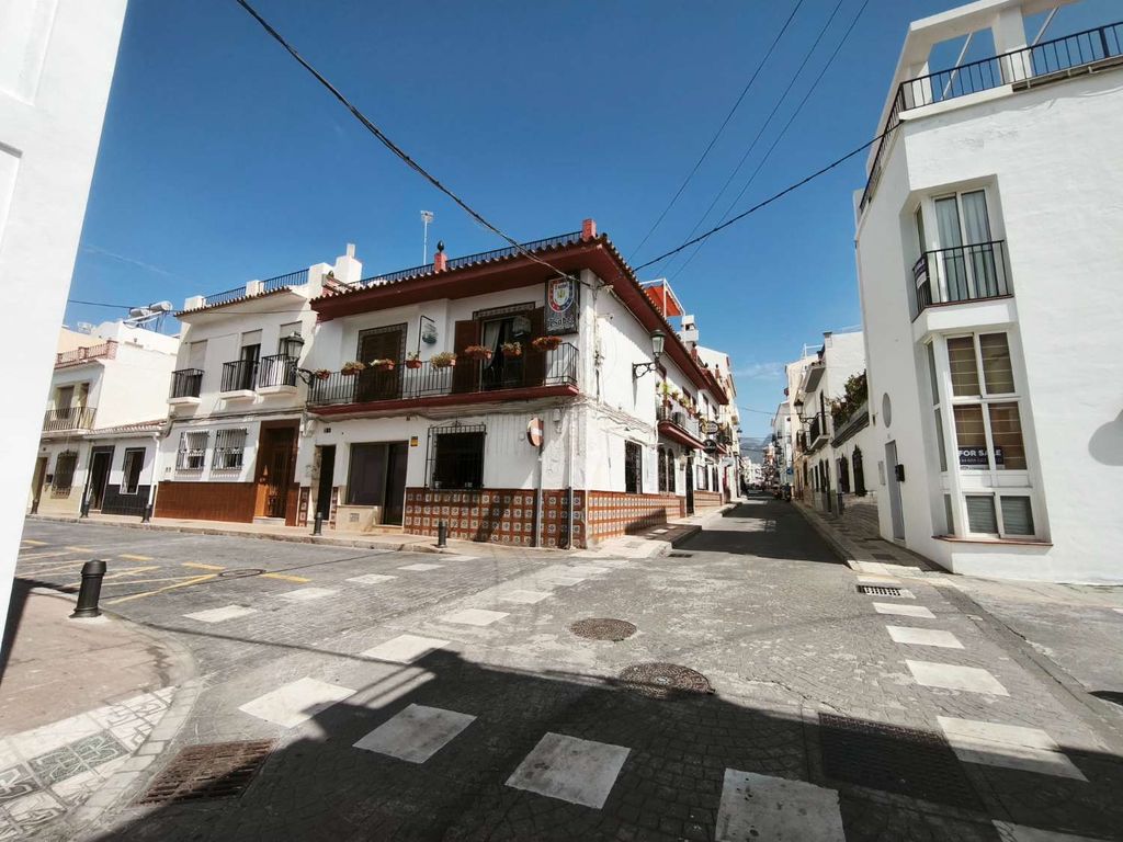 Maison de luxe à vendre à Nerja, 1 339 000 €, Photo 1