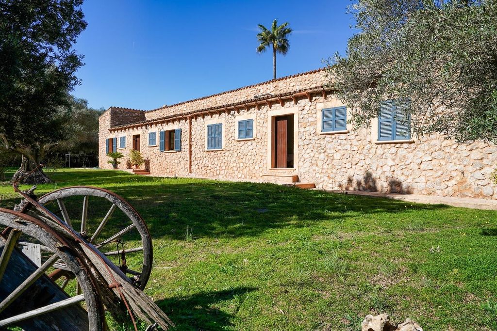 Luxury House for sale in Capdepera, 2 200 000 €, Photo 1