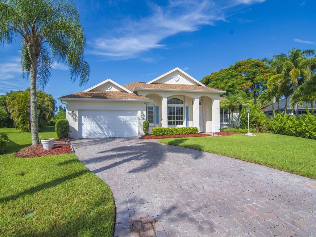 Luxury House for sale in Vero Beach, 447 458 €, Photo 3