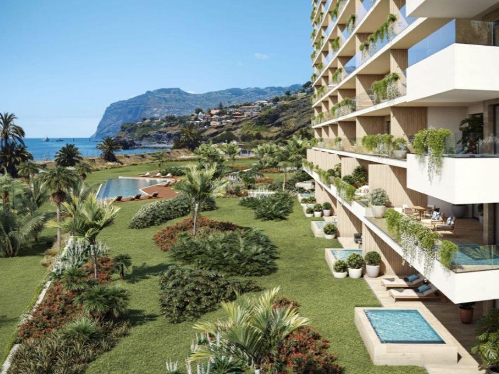 Luxury Apartment for sale in Funchal, 825 000 €, Photo 1
