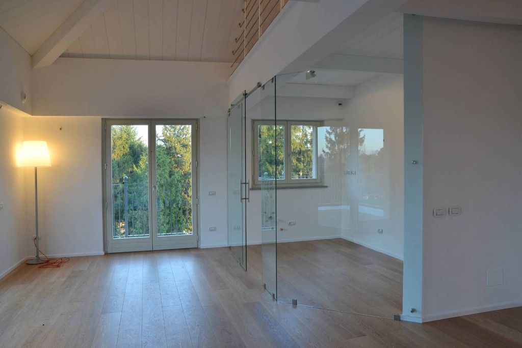 Luxury Apartment for sale in Turin, 716 000 €, Photo 1