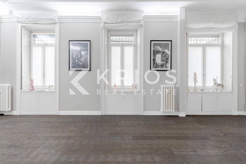 Appartement de luxe à vendre à Milan, 1 390 000 €, Photo 2