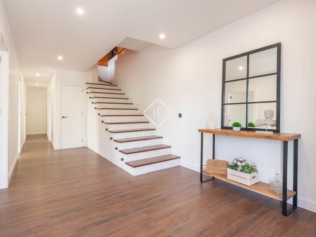 Maison de luxe à vendre à Málaga, 790 000 €, Photo 3