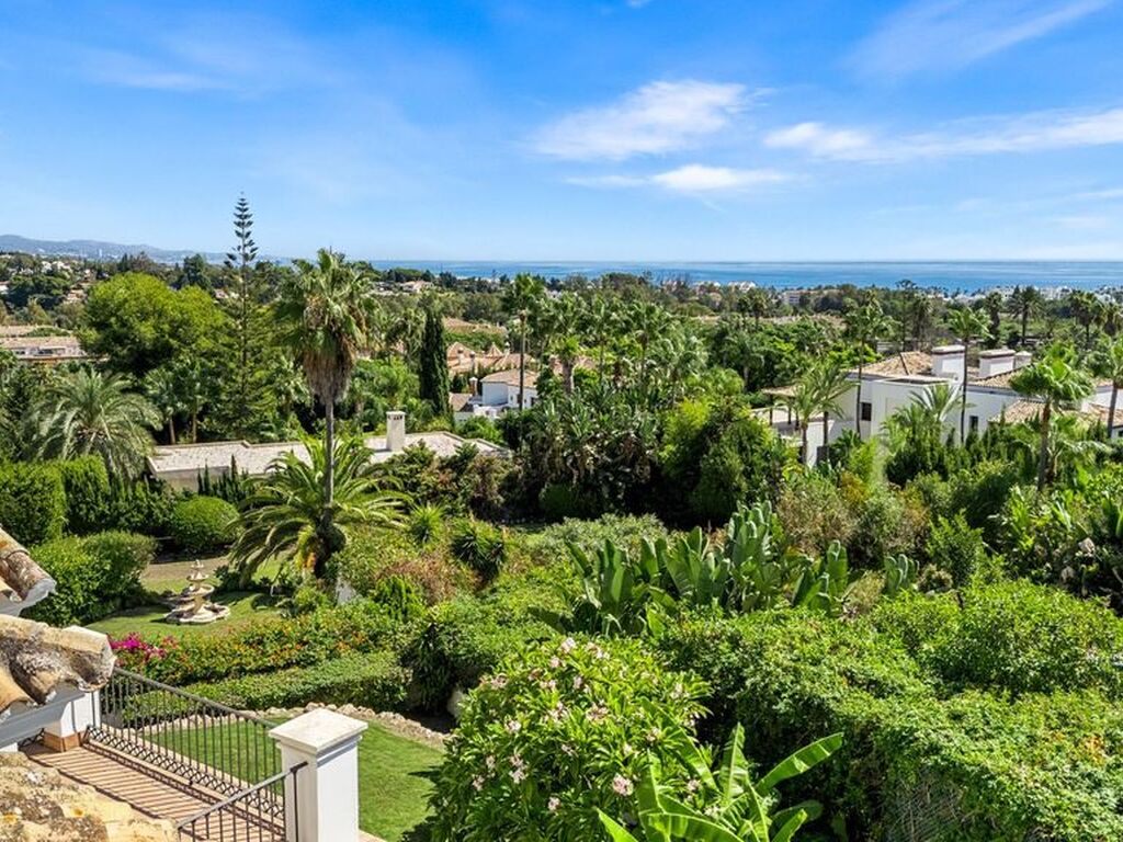 Luxury House for sale in Nueva Andalucia, 2 200 000 €, Photo 4