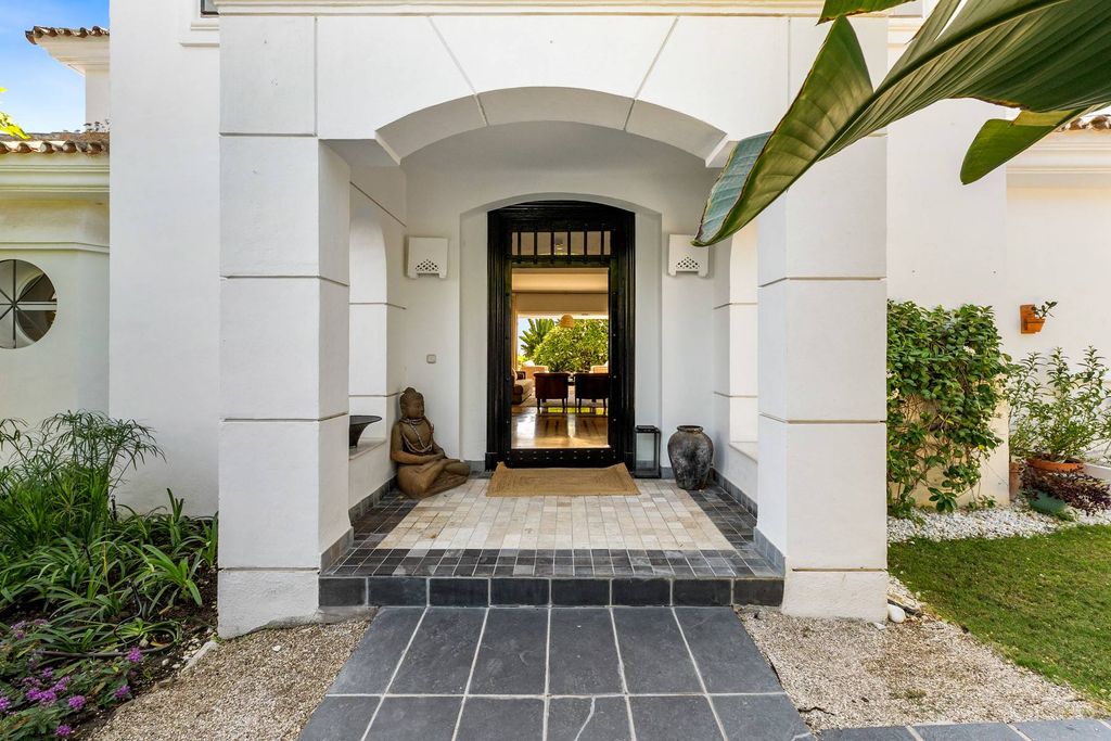 Luxury House for sale in Nueva Andalucia, 2 200 000 €, Photo 6