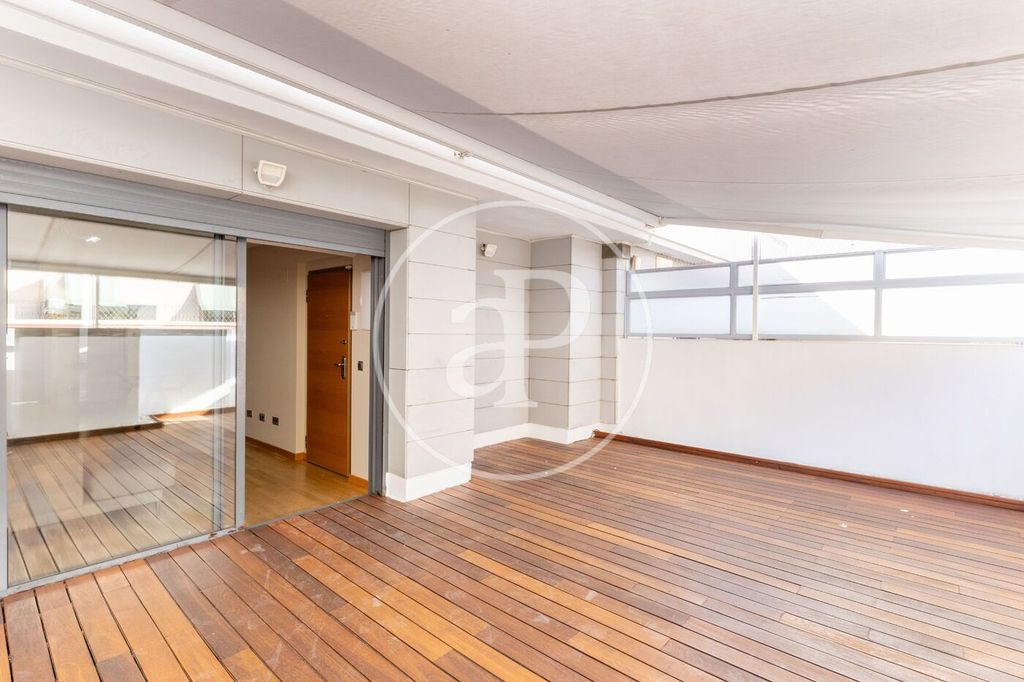Appartement de luxe à vendre à Valencia, 950 000 €, Photo 2
