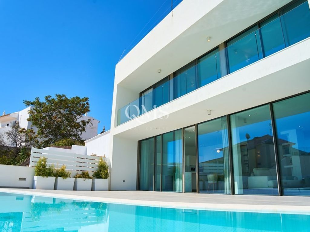 Luxury Apartment for sale in Albufeira, 2 250 000 €, Photo 1