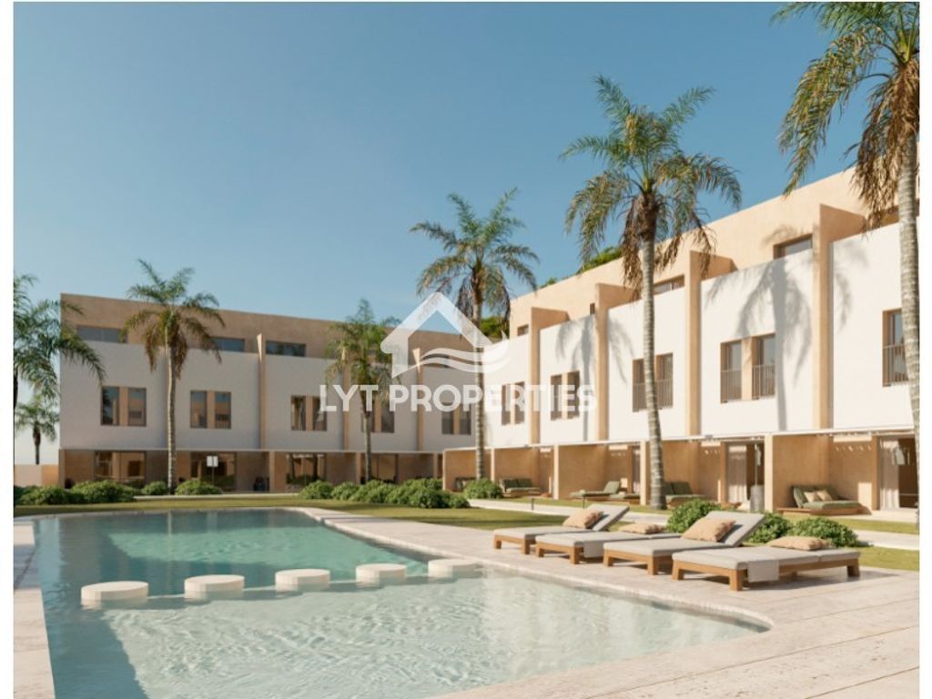 Luxury House for sale in Denia, 410 000 €, Photo 1