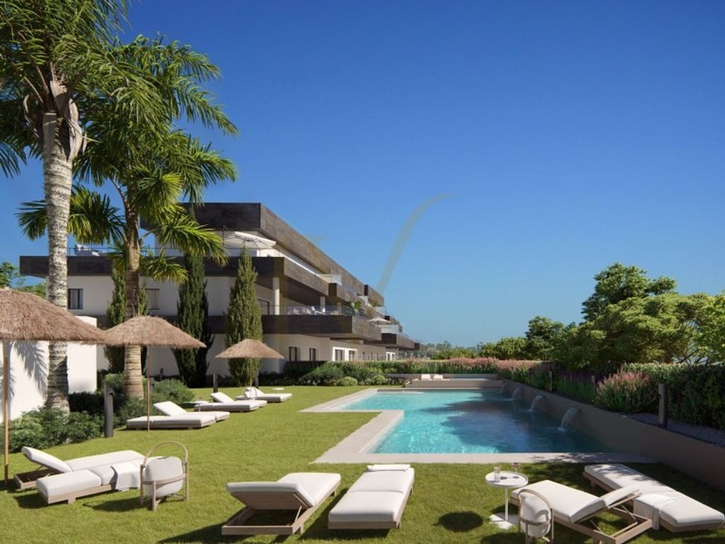 Luxury Apartment for sale in Casares, 487 000 €, Photo 2