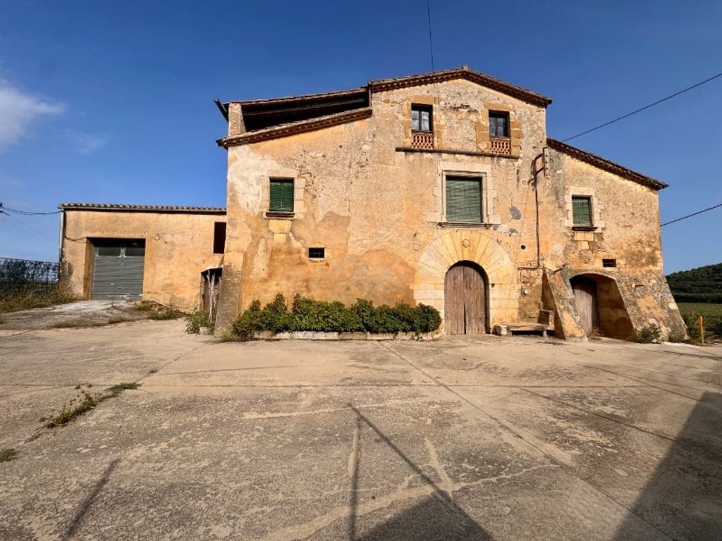 Luxury House for sale in La Bisbal d'Empordà, 1 200 000 €, Photo 2