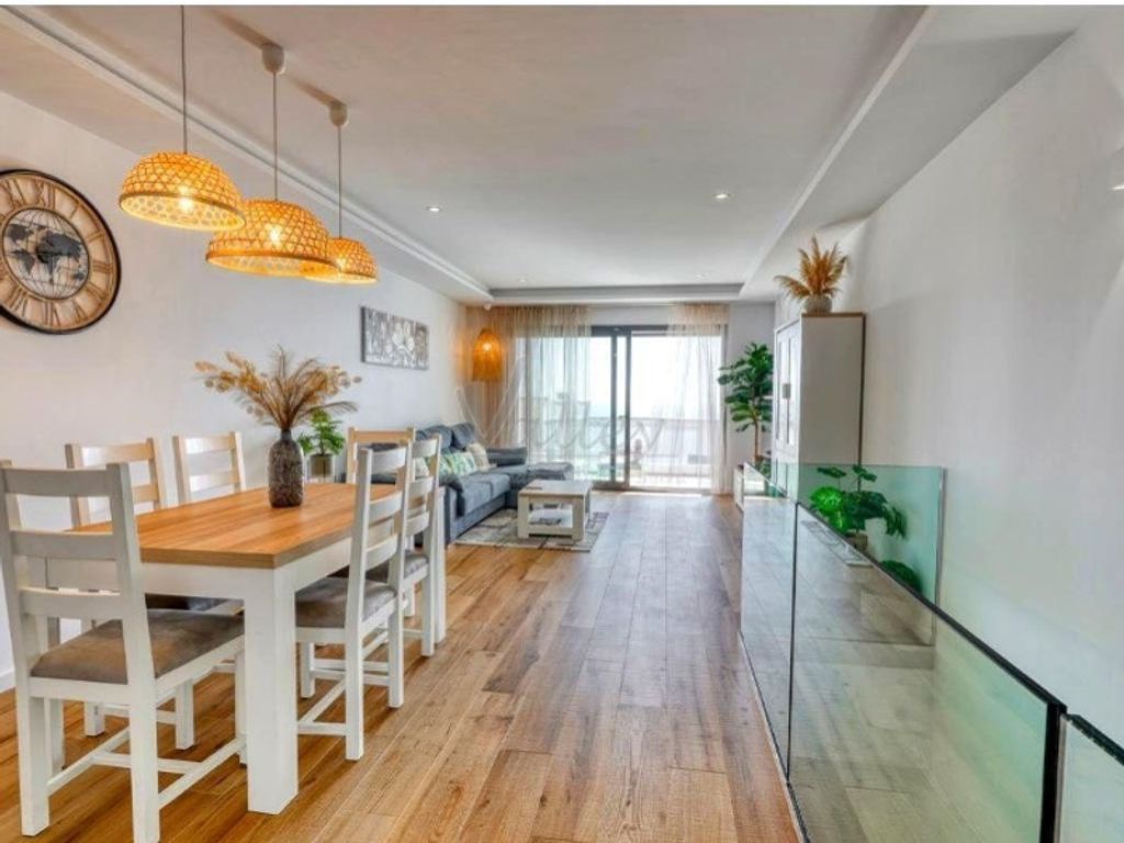 Luxury Apartment for sale in Alcaidesa, 670 000 €, Photo 6