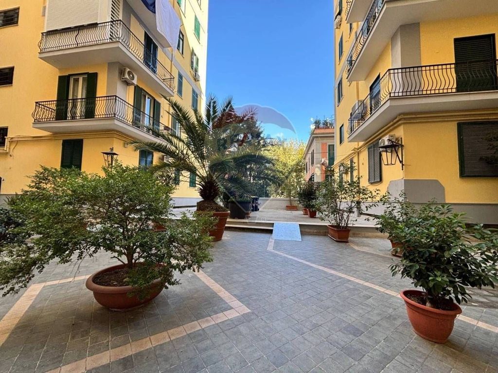 Luxury Apartment for sale in Naples, 660 000 €, Photo 3