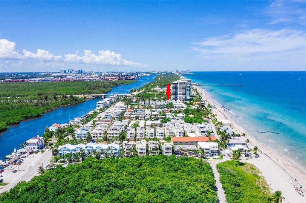 Luxury House for sale in Hollywood, 2 215 983 €, Photo 4