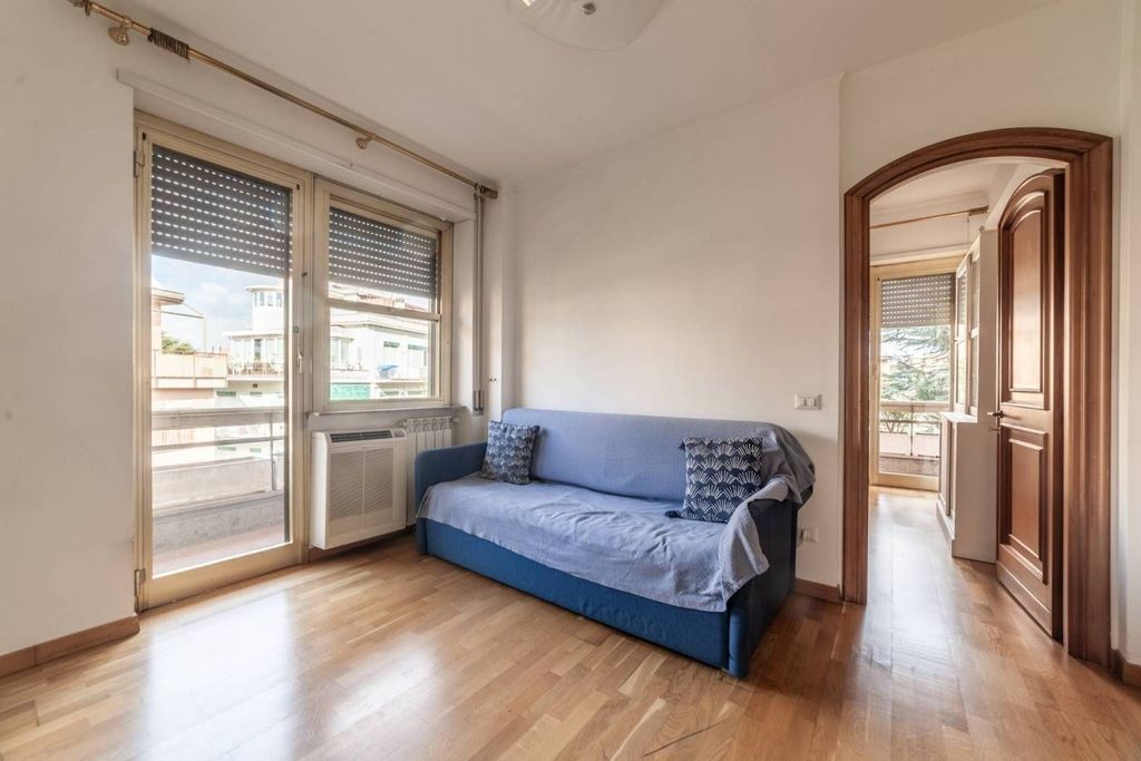 Appartement de luxe à vendre à Rome, 745 000 €, Photo 5