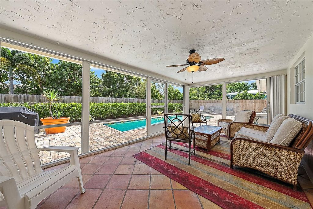 Luxury House for sale in Tequesta, 596 611 €, Photo 1