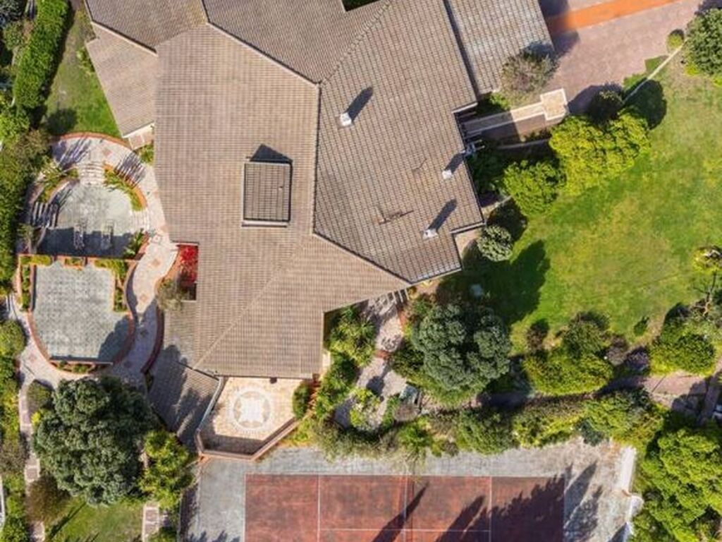 Maison de luxe à vendre à Quartu Sant Elena, 1 500 000 €, Photo 1