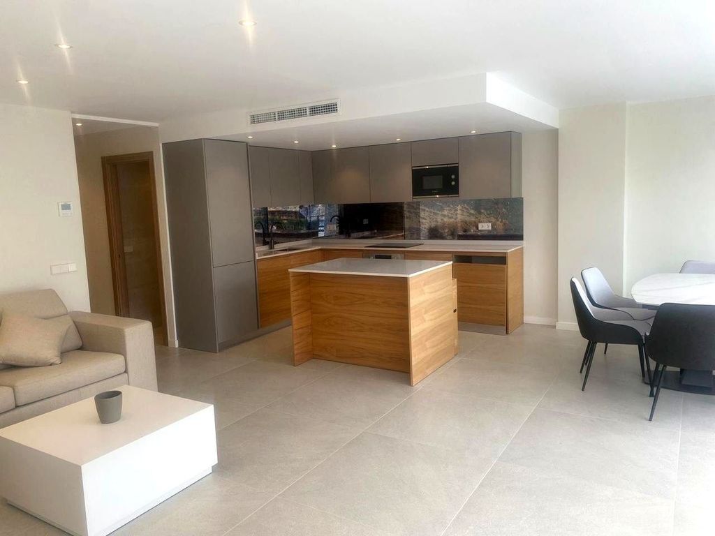 Appartement de luxe à vendre à Portals Nous, 1 060 000 €, Photo 3