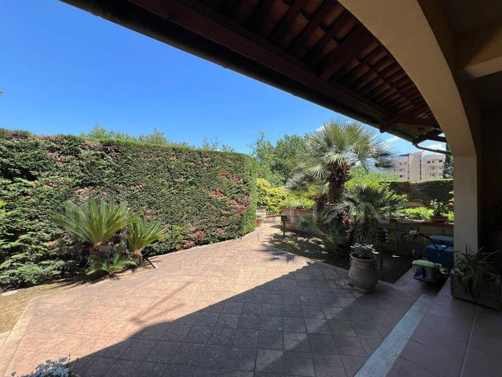 Maison de luxe à vendre à Rende, 580 000 €, Photo 7