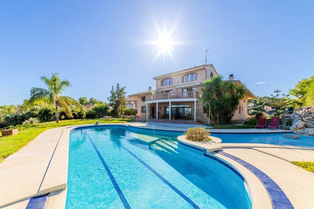 Maison de luxe à vendre à Cubelles, 965 000 €, Photo 1