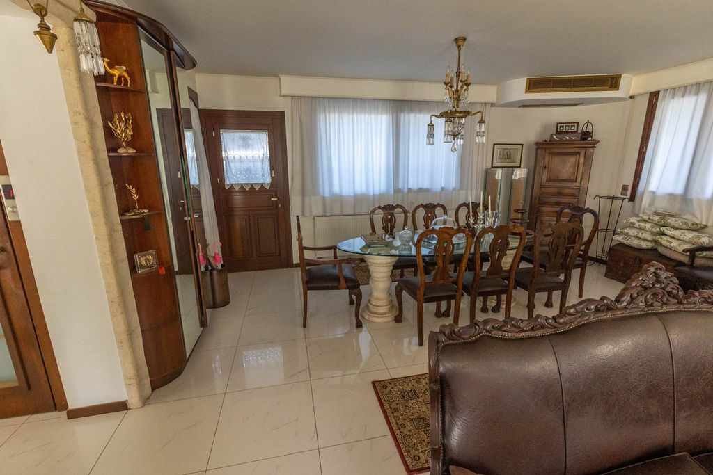 Luxury House for sale in Várkiza, 1 200 000 €, Photo 7