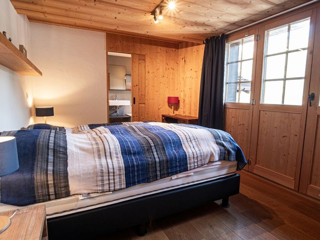Luxury Apartment for sale in Grimentz, 2 221 804 €, Photo 5
