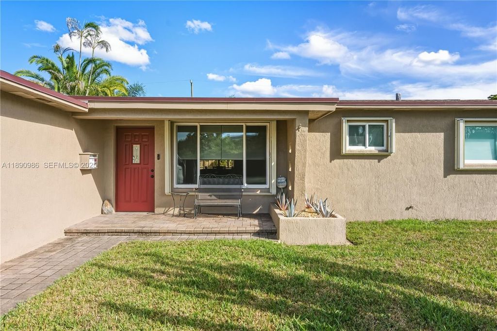 Luxury House for sale in Hollywood, 473 027 €, Photo 6