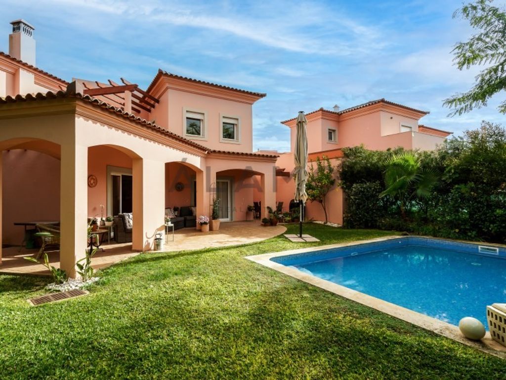 Maison de luxe à vendre à Loulé, 880 000 €, Photo 1