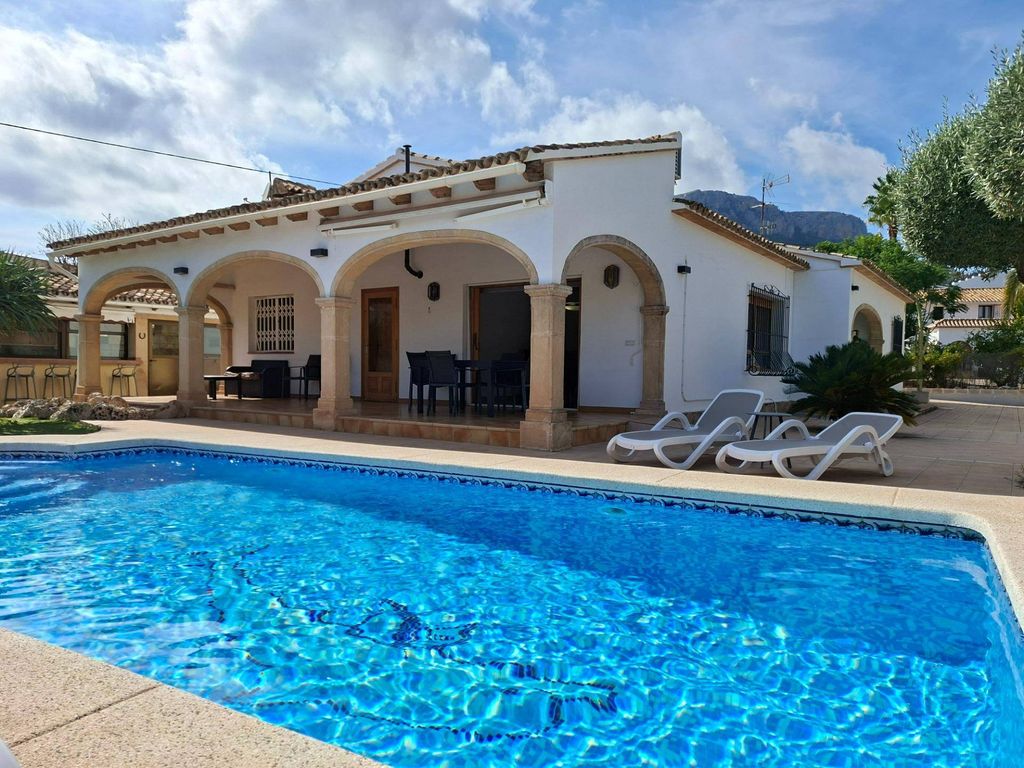 Maison de luxe à vendre à Calp, 850 000 €, Photo 1