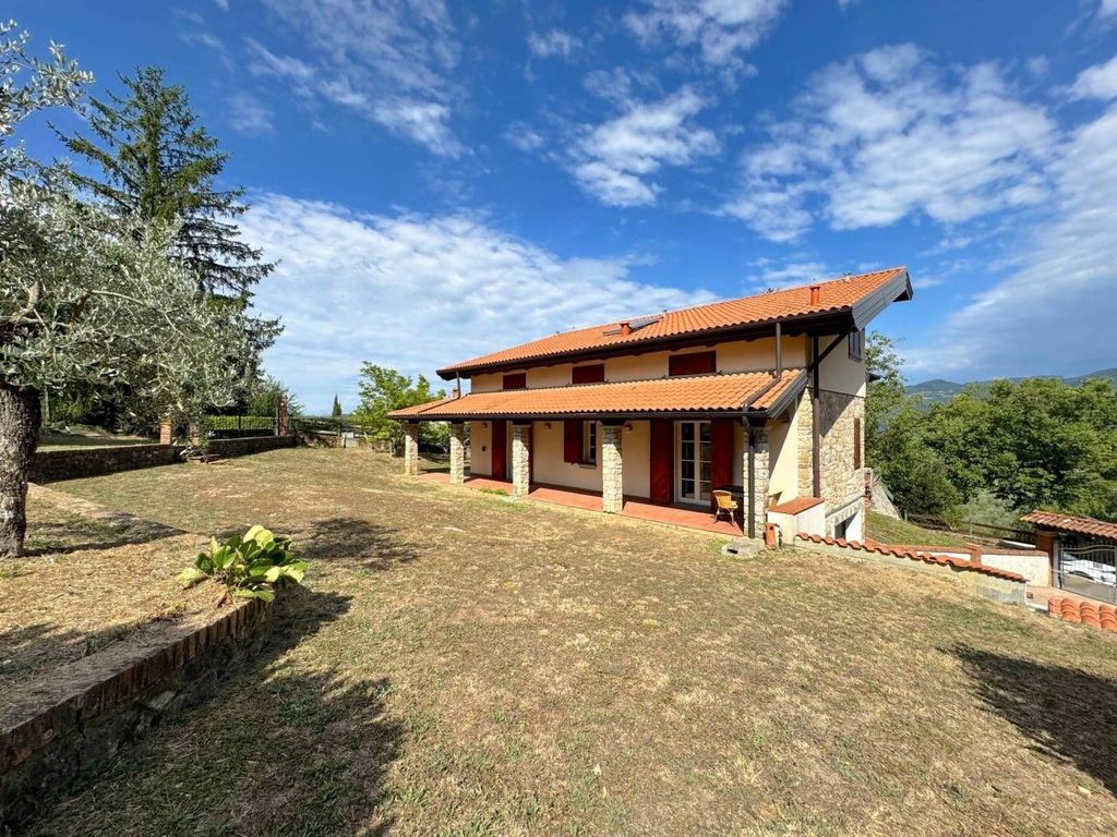 Maison de luxe à vendre à Vaiano, 990 000 €, Photo 2