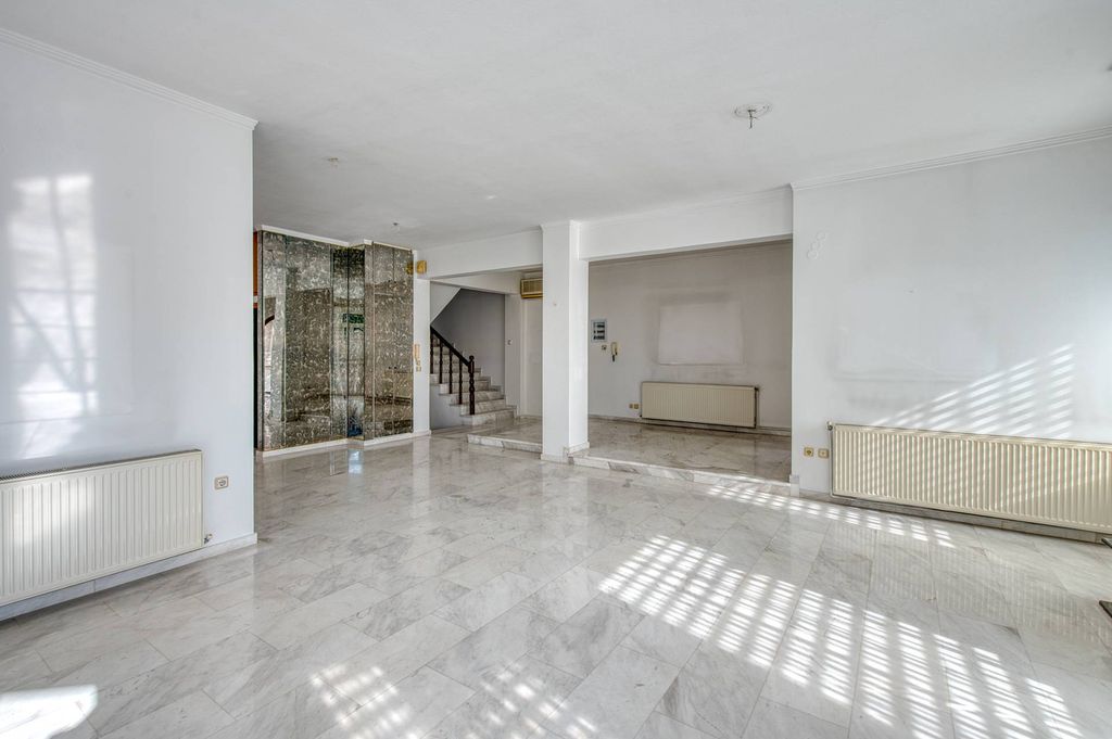Maison de luxe à vendre à Évosmos, 390 000 €, Photo 2