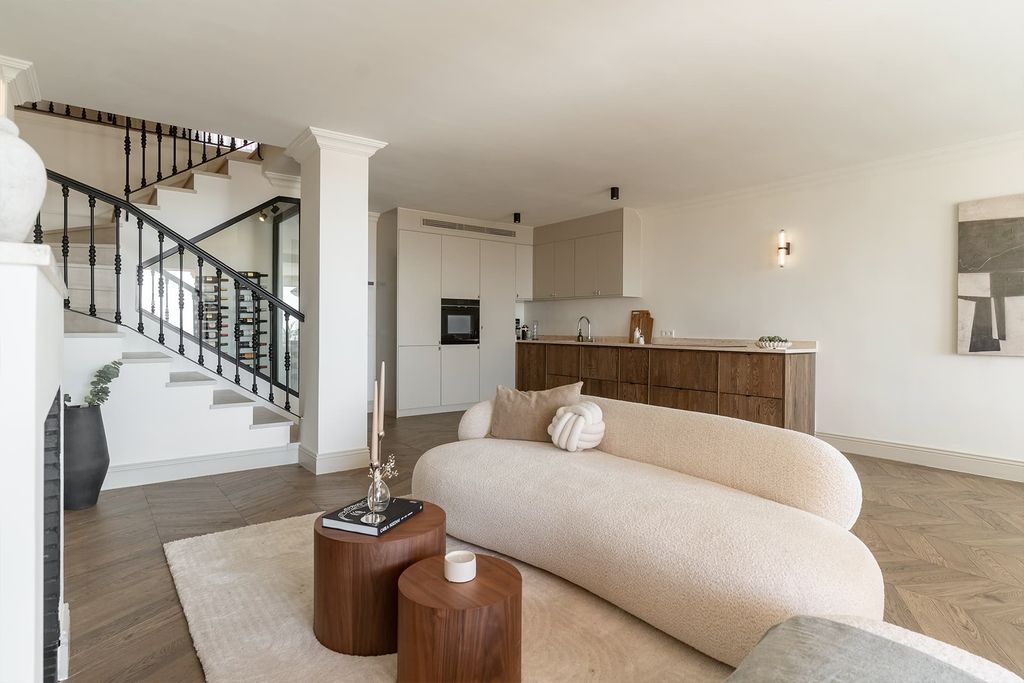 Maison de luxe à vendre à Marbella, 1 349 000 €, Photo 2
