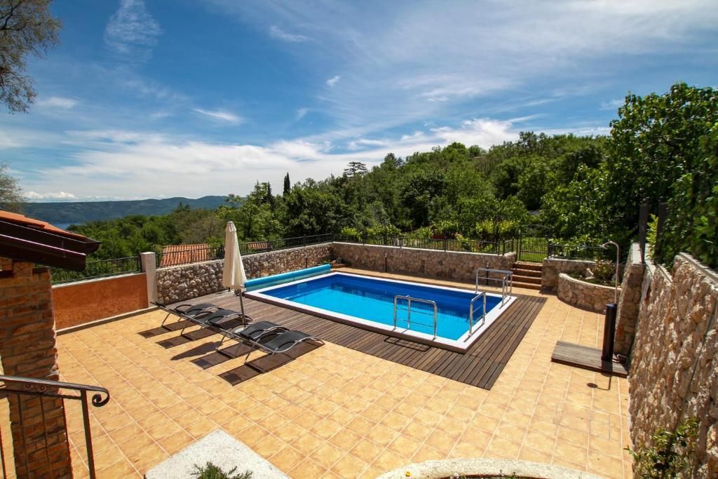 Maison de luxe à vendre à Brsec, 572 000 €, Photo 5