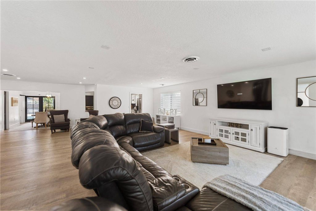 Luxury House for sale in Hollywood, 754 287 €, Photo 1