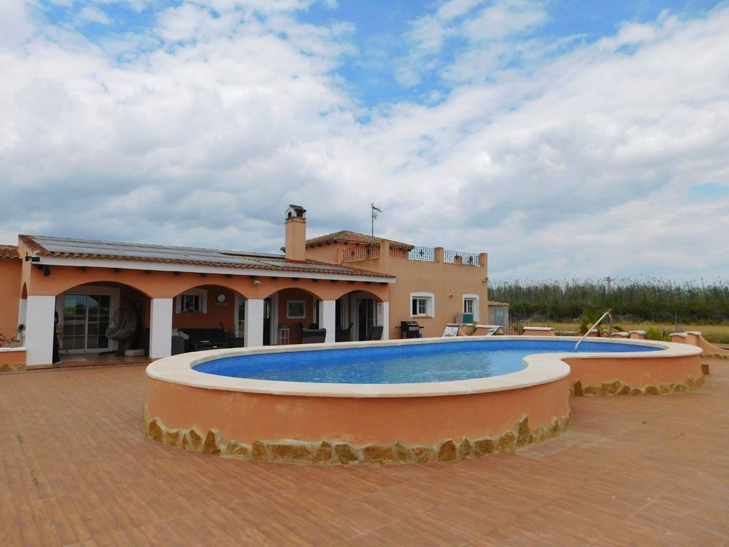 Maison de luxe à vendre à Dolores, 445 000 €, Photo 1