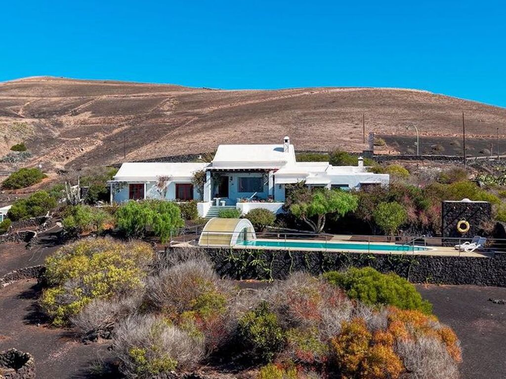 Maison de luxe à vendre à Conil, 1 230 000 €, Photo 1