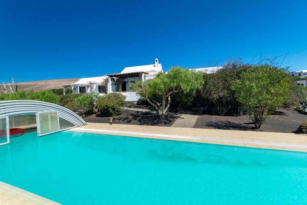 Maison de luxe à vendre à Conil, 1 230 000 €, Photo 5
