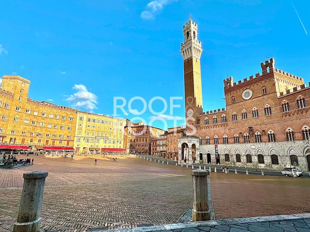 Luxury Apartment for sale in Siena, 3 100 000 €, Photo 1