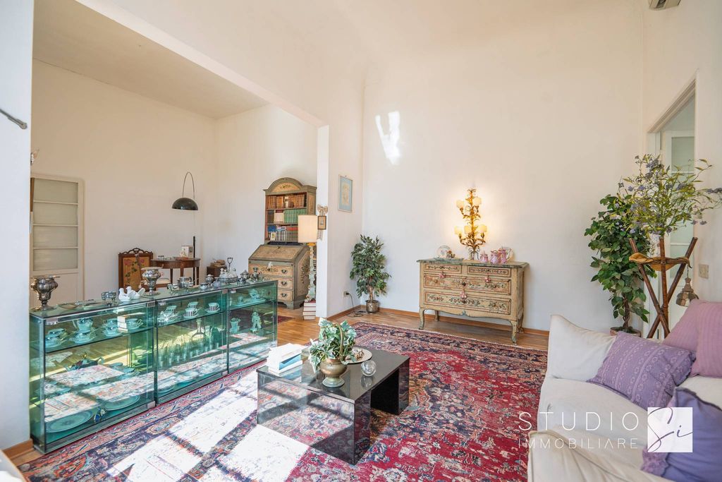 Luxury Apartment for sale in Florence, 1 500 000 €, Photo 5