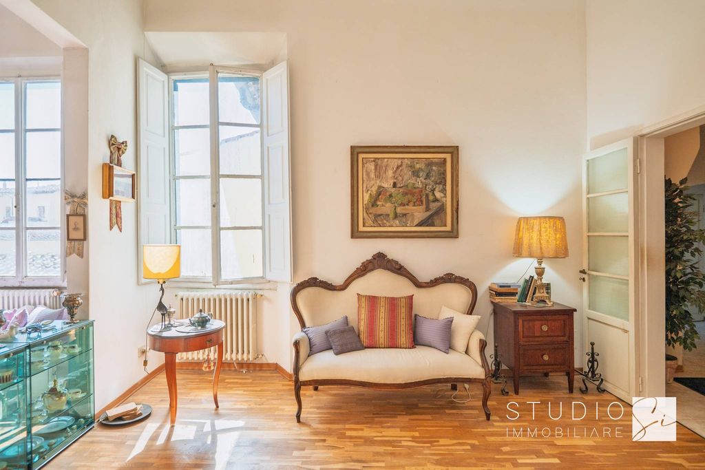 Luxury Apartment for sale in Florence, 1 500 000 €, Photo 6