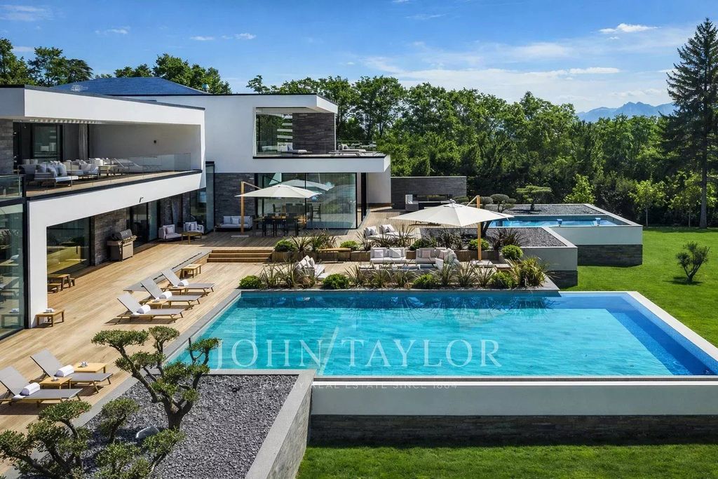 Maison de luxe à vendre à Mies, 44 708 269 €, Photo 2