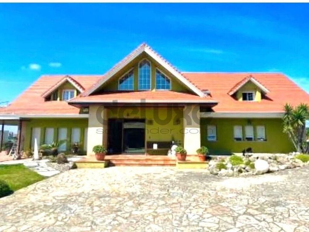 Maison de luxe à vendre à Santander, 1 290 000 €, Photo 1