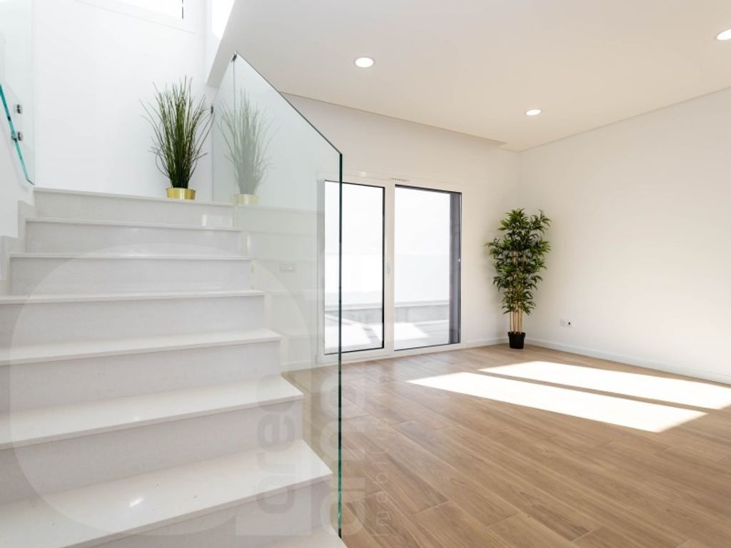 Luxury House for sale in Seixal, 650 000 €, Photo 5