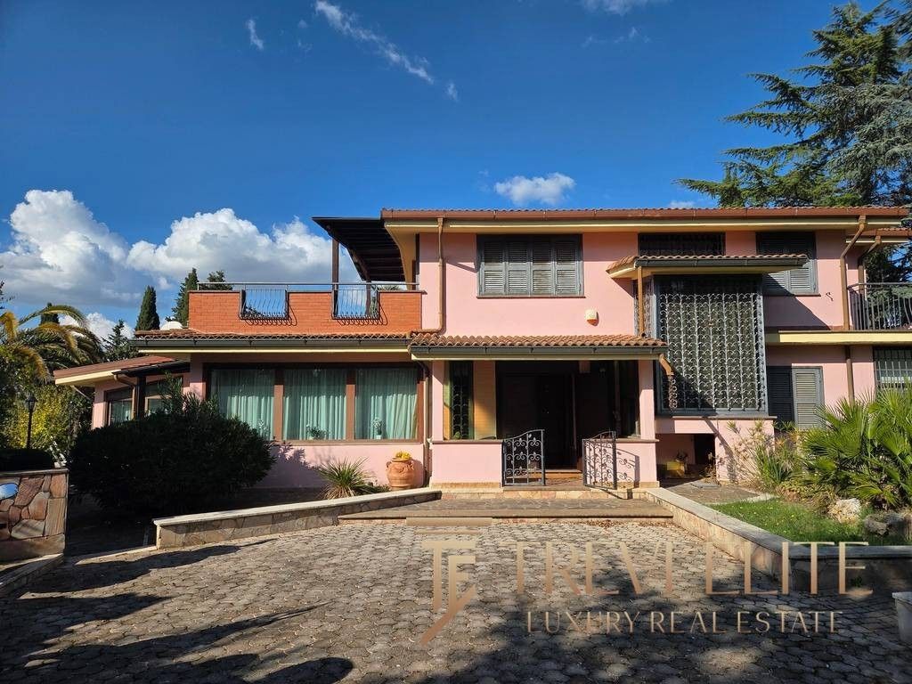 Luxury House for sale in Rome, 790 000 €, Photo 3