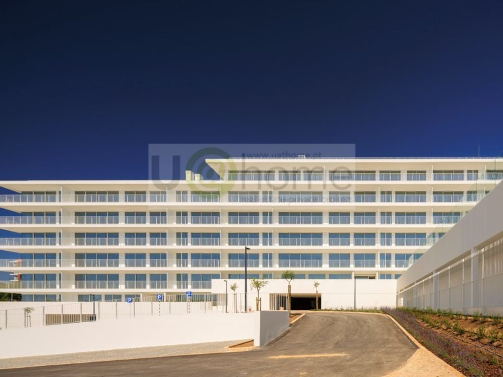 Luxury Apartment for sale in Seixal, 611 000 €, Photo 4
