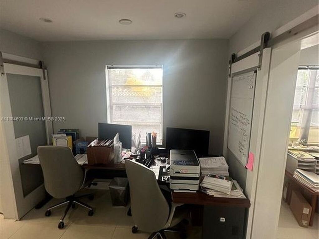 Luxury House for sale in Hollywood, 536 528 €, Photo 6