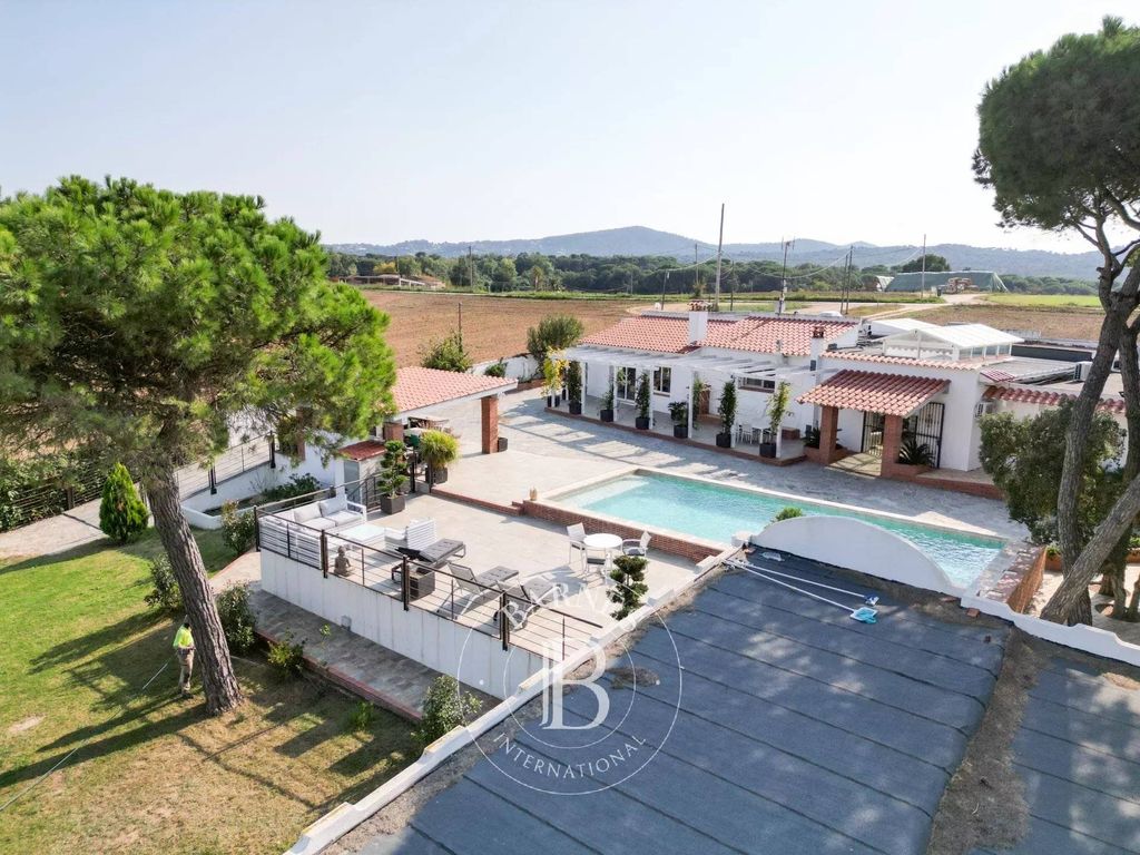 Maison de luxe à vendre à Vidreres, 1 190 000 €, Photo 1