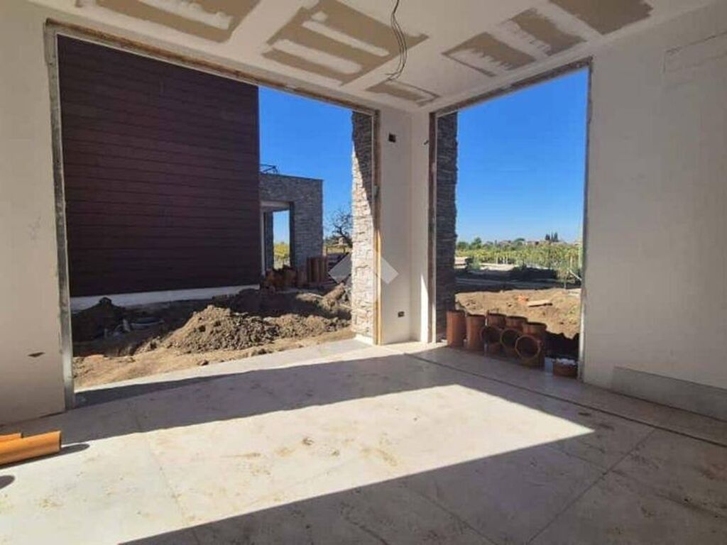 Maison de luxe à vendre à Rome, 550 000 €, Photo 5