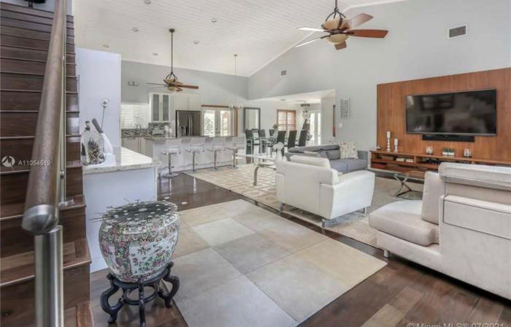 Luxury House for sale in Hollywood, 1 030 134 €, Photo 5