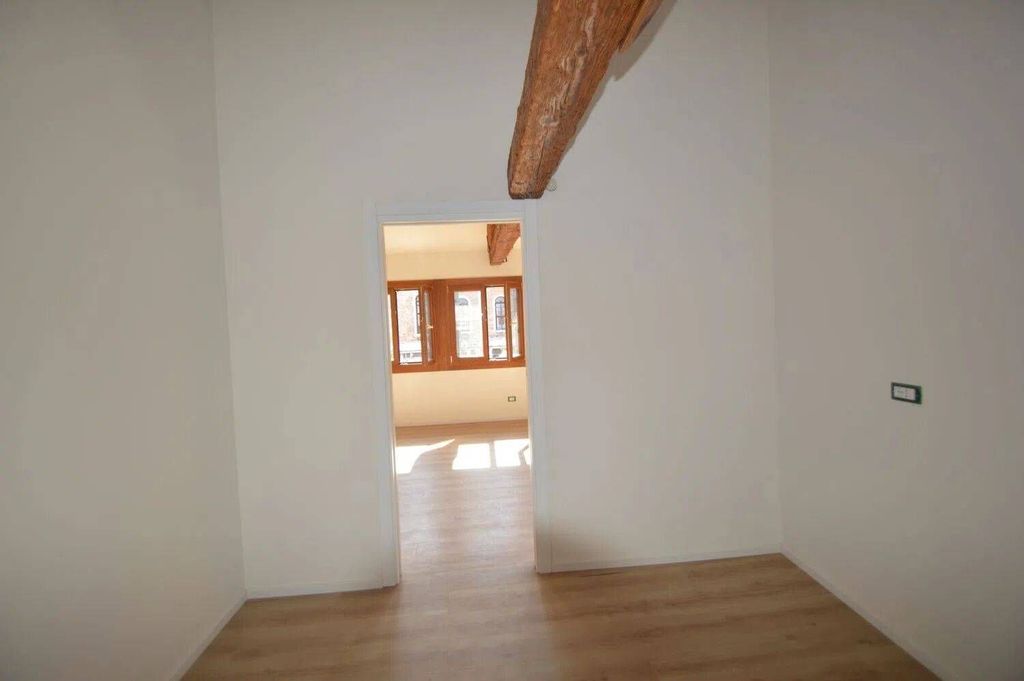 Luxury Apartment for sale in Venice, 960 000 €, Photo 2